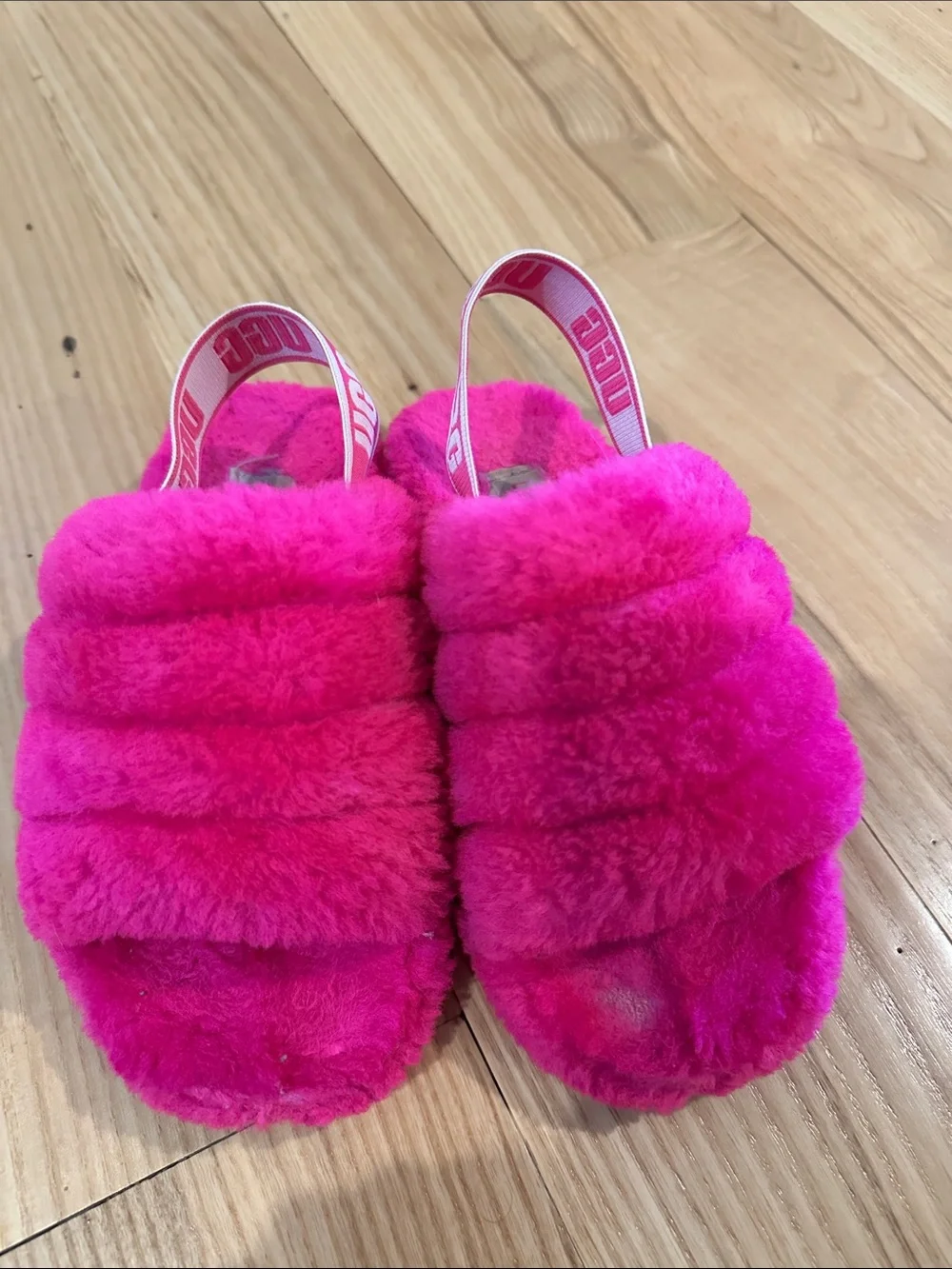 UGG Fluff yeah slides slippers hot pink Girls size 1